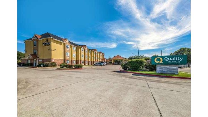 Quality Inn & Suites North Mesquite I-30 | 3424 Sorrento Dr, Mesquite, TX 75150, USA | Phone: (972) 682-0400