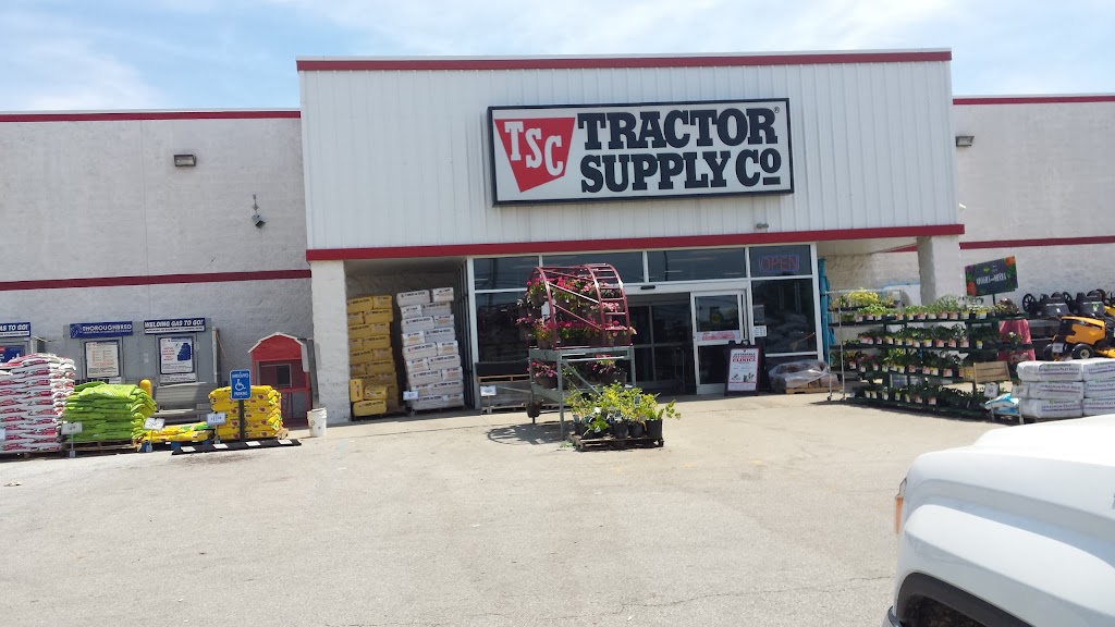 Tractor Supply Co. | 305 Connector Rd, Georgetown, KY 40324 | Phone: (502) 868-1040