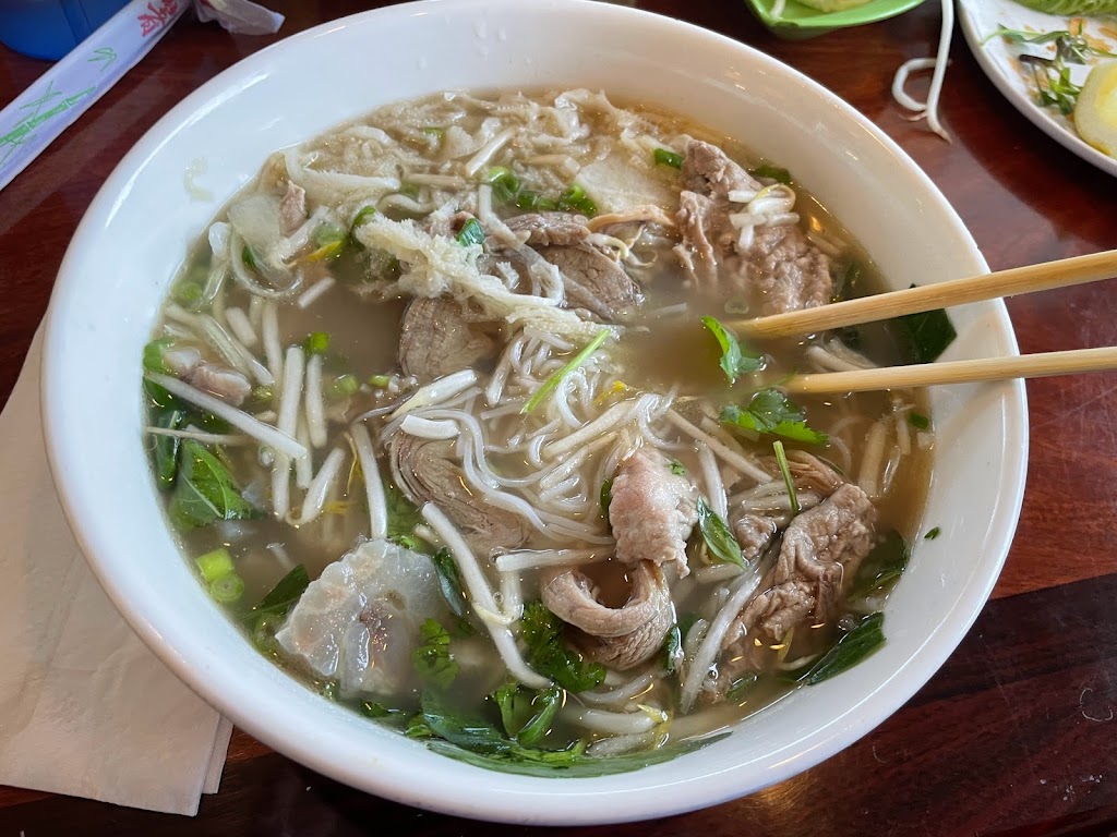 Saigon Bistro | 1701 Willow Pass Rd F, Concord, CA 94520, USA | Phone: (925) 827-1231