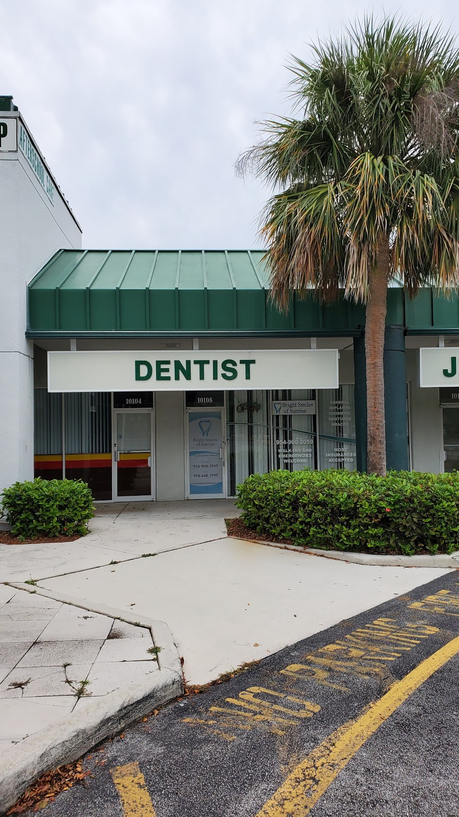 Bright Smiles of Sunrise | 10108 W Oakland Park Blvd, Sunrise, FL 33351, USA | Phone: (954) 900-2059