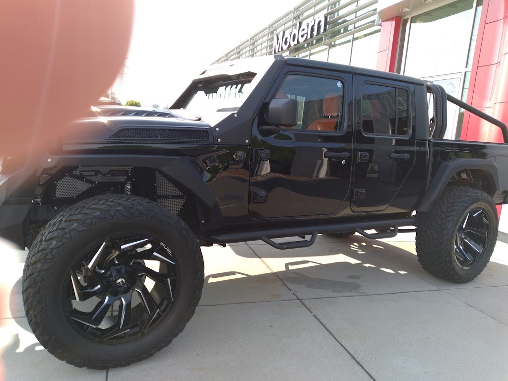 Modern Nissan of Hickory - Service | 945 US Hwy 70 SE, Hickory, NC 28602, USA | Phone: (833) 380-2511