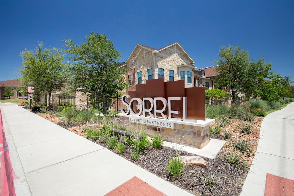 Heroes & Legends Bar & Grill | 131 N Yale Ave, Claremont, CA 91711, USA | Phone: (909) 621-6712