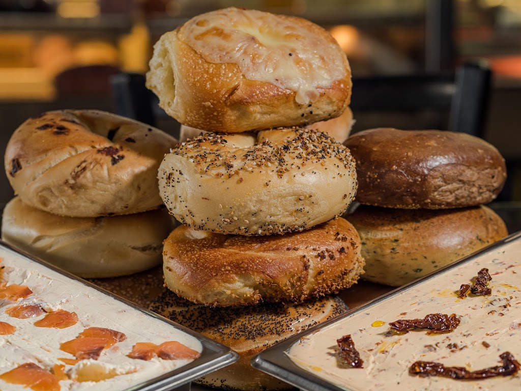 Hot Bagels and Deli | 34640 N North Valley Pkwy, Phoenix, AZ 85086, USA | Phone: (623) 516-2888