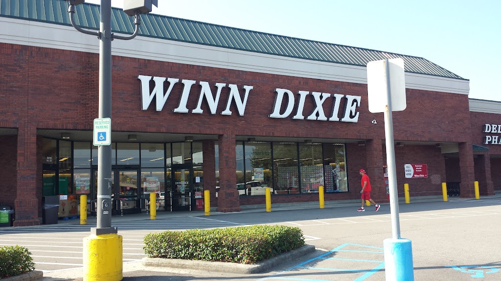 Winn-Dixie | 2910 Morgan Rd SUITE 128, Bessemer, AL 35022, USA | Phone: (205) 425-2121
