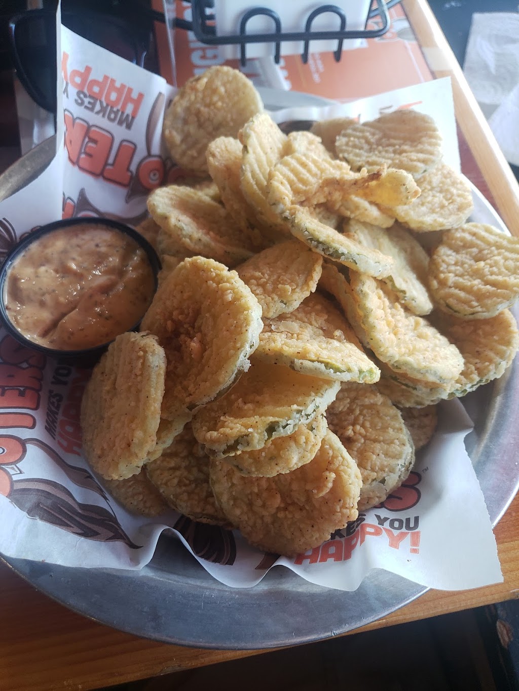 Hooters | 2401 W Hundred Rd, Chester, VA 23831, USA | Phone: (804) 425-9464