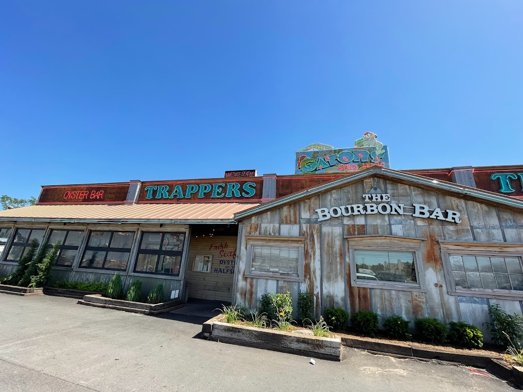 Trappers Fishcamp & Grill | 4300 W Reno Ave, Oklahoma City, OK 73107, USA | Phone: (405) 943-9111