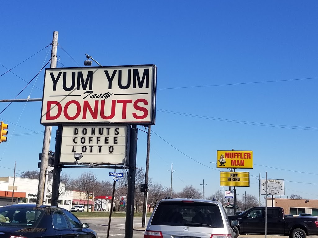 Yum Yum Donuts | 3663 Fort St, Lincoln Park, MI 48146 | Phone: (313) 254-9166