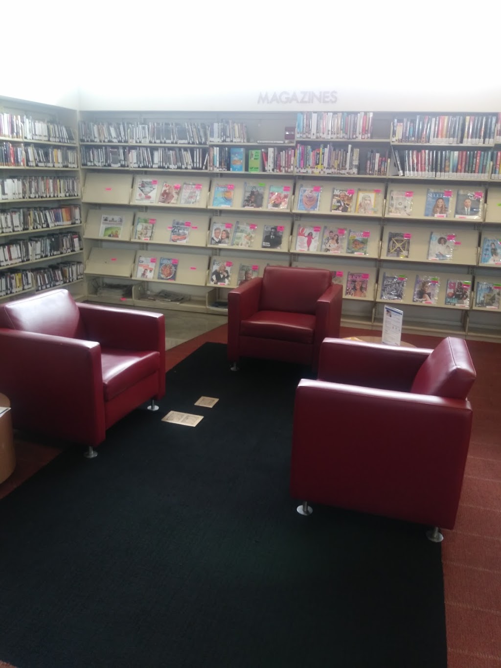 Hyde Park Branch Library | 2205 W Florence Ave, Los Angeles, CA 90043 | Phone: (323) 750-7241