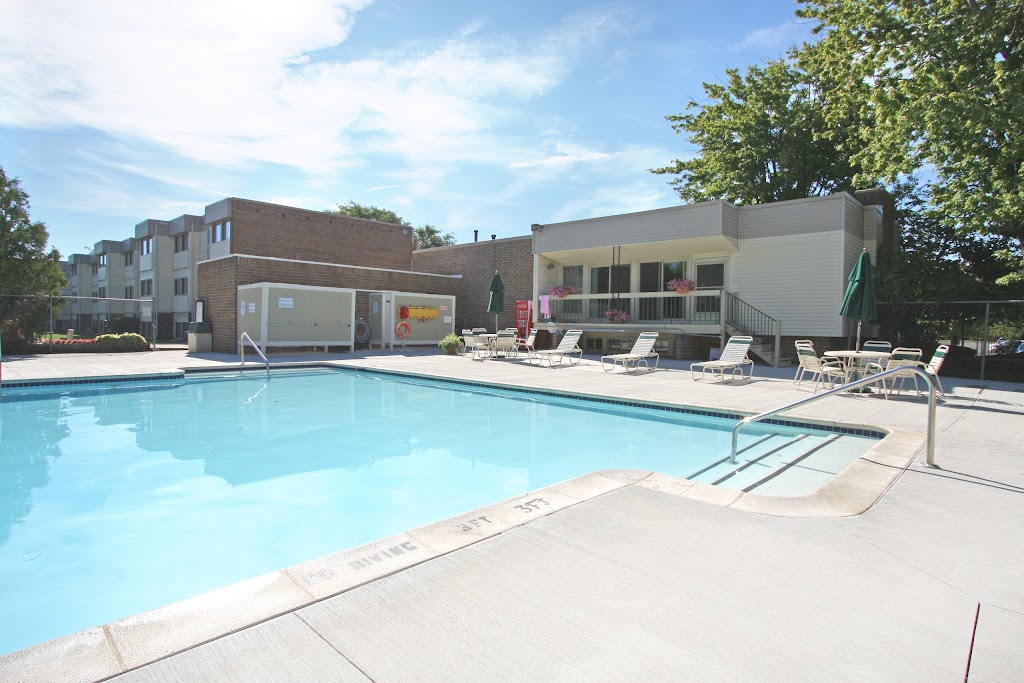 Ridgewood Apartments | 4141 Green Meadows Blvd, Ypsilanti, MI 48197, USA | Phone: (734) 971-0635