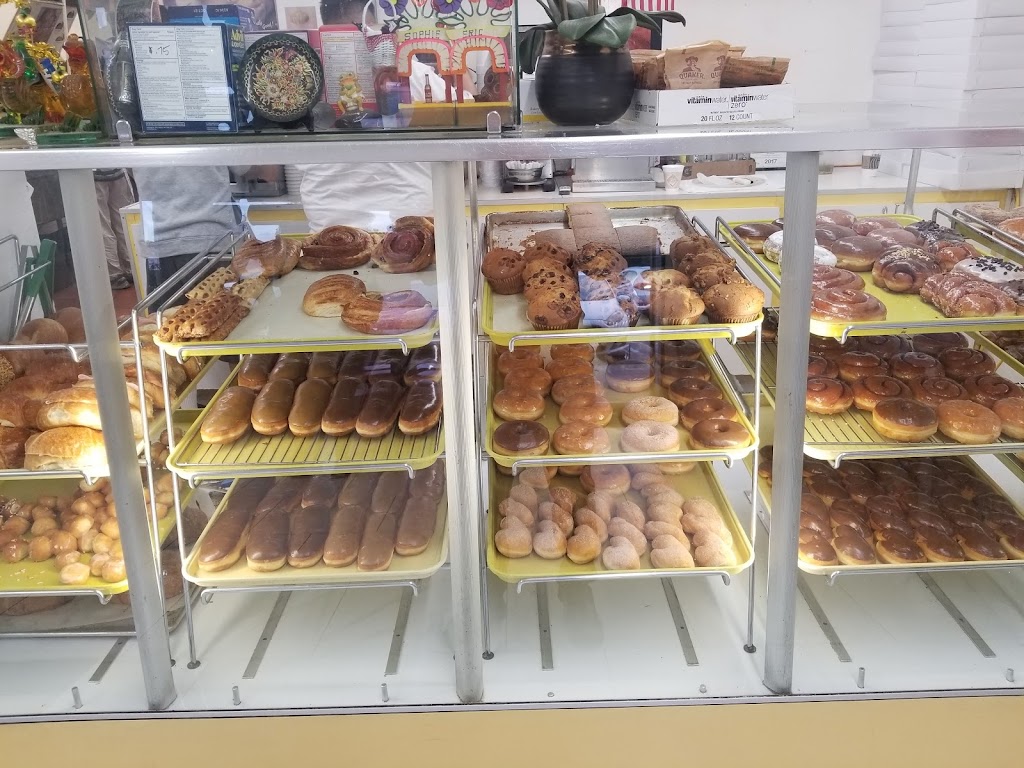 Ball Donuts | 2121 E Ball Rd, Anaheim, CA 92806, USA | Phone: (714) 956-2903