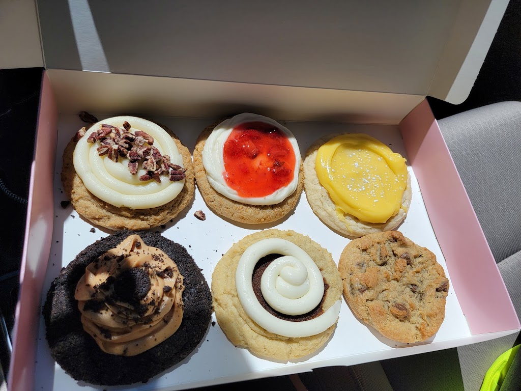 Crumbl Cookies - Lawndale | 2629 Lawndale Dr, Greensboro, NC 27408, USA | Phone: (336) 298-2728