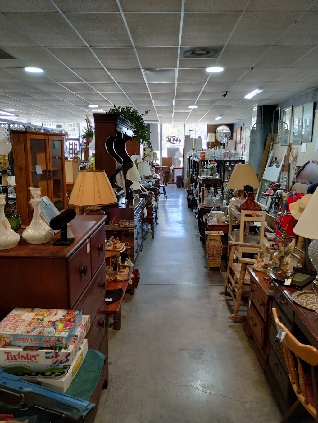 Trendy Consignments | Valley Rd, Oneonta, AL 35121, USA | Phone: (205) 625-7273