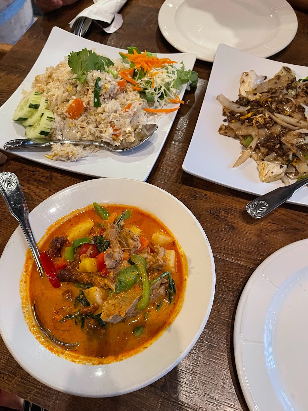 Thai Basil Restaurant | 101 S Murphy Ave, Sunnyvale, CA 94086, USA | Phone: (408) 773-1098