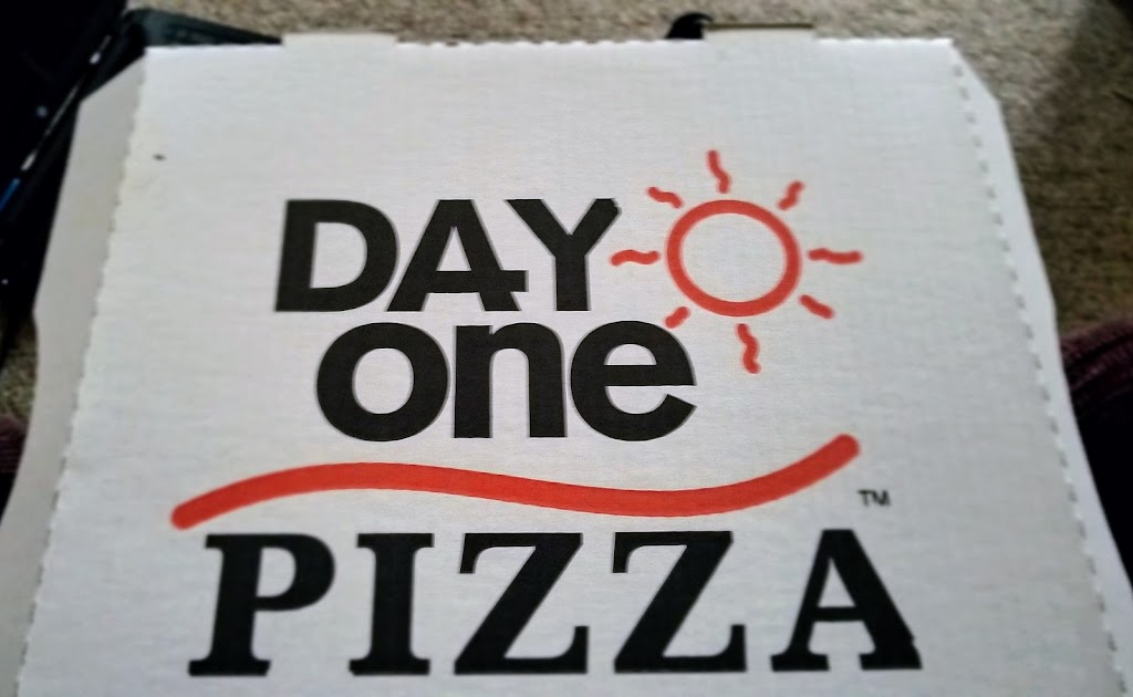 Day One Pizza | 749 Park Ave, Columbus, WI 53925, USA | Phone: (920) 623-2300