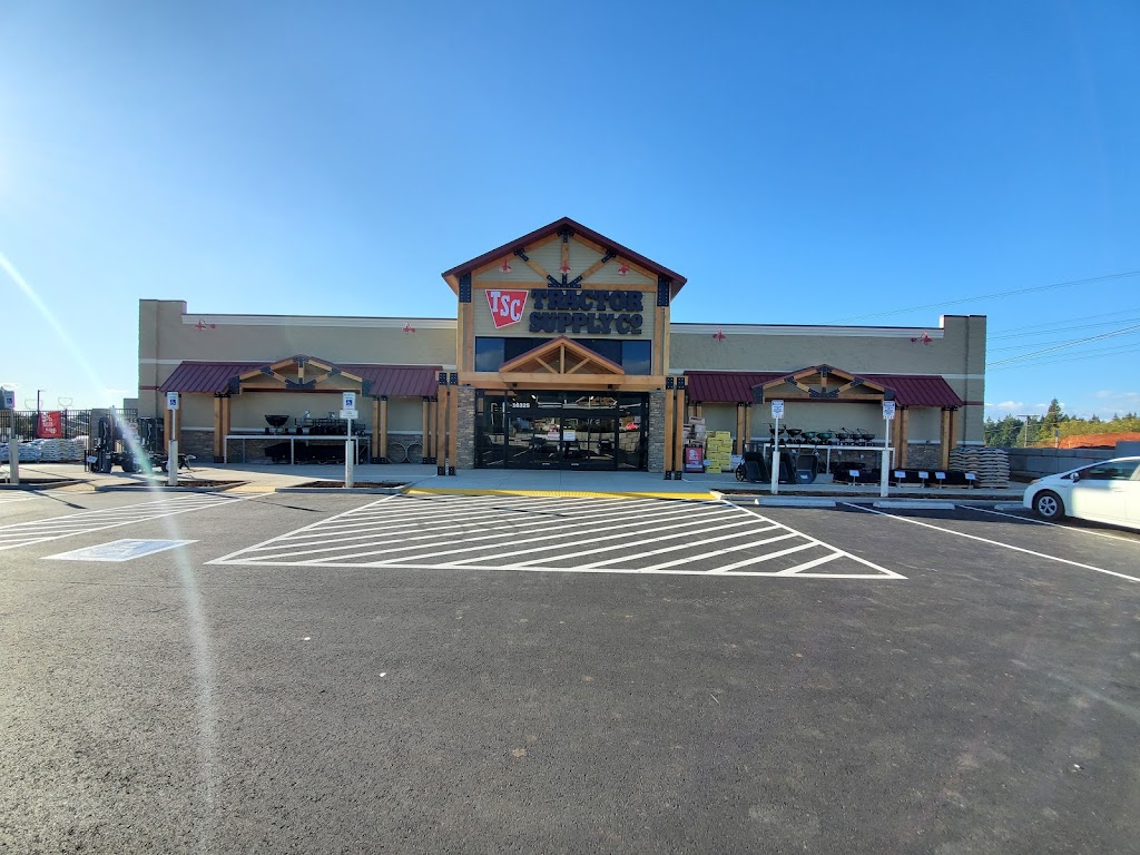 Tractor Supply Co. | 16325 Champion Way, Sandy, OR 97055, USA | Phone: (503) 668-2868