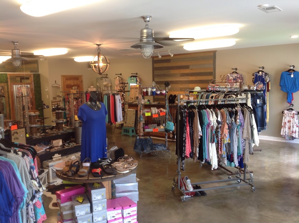 Small Town Boutique | 5750 TN-57, Rossville, TN 38066, USA | Phone: (901) 286-4380