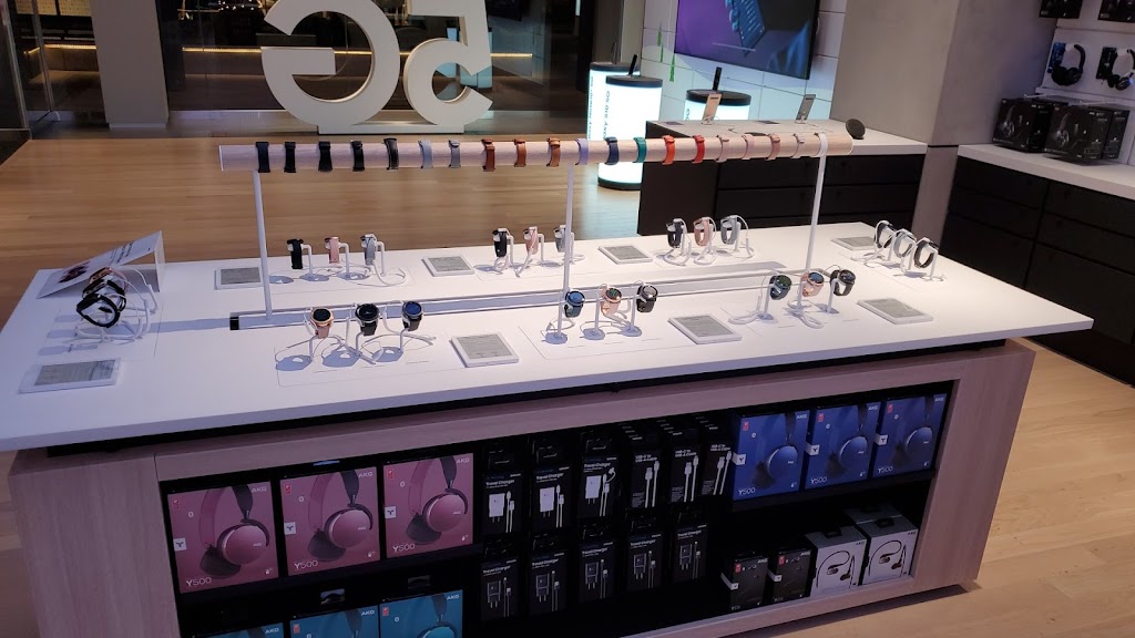 Samsung Experience Store | 660 Stanford Shopping Center Suite 6 - A, Palo Alto, CA 94304, USA | Phone: (650) 683-8070
