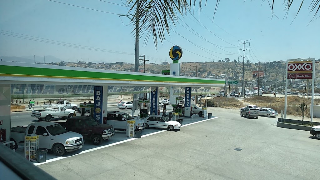 Pemex | Vecinal Ejido Hilpan No. 20551, Cañón del Padre, 22560 Tijuana, B.C., Mexico | Phone: 800 736 3900