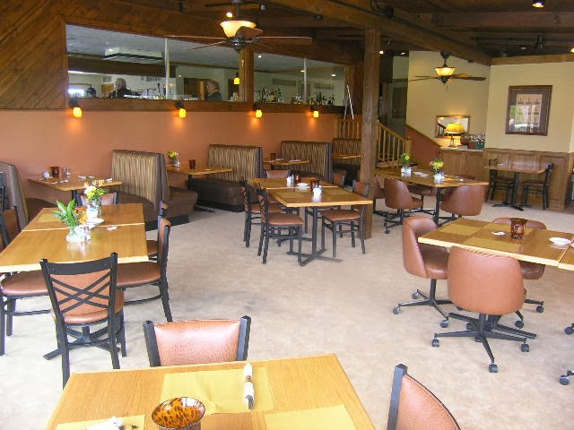 The Bunkers Restaurant at Edgewater Golf Club | 1762 Cedar Creek Rd, Grafton, WI 53024 | Phone: (262) 377-1230