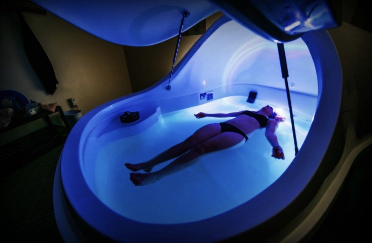 Sapphire Springs Flotation Therapy Spa | 31166 Haggerty Rd, Farmington Hills, MI 48331, USA | Phone: (248) 702-0990