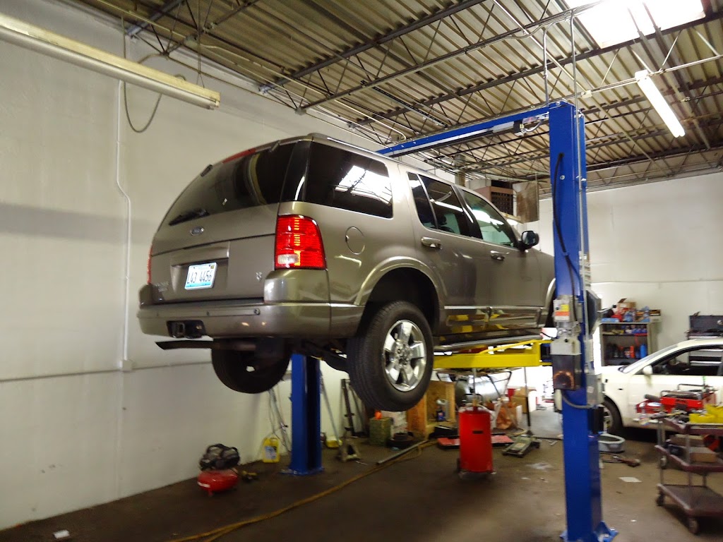 Centerline Automotive | 218 Park St, Bensenville, IL 60106, USA | Phone: (630) 422-7784