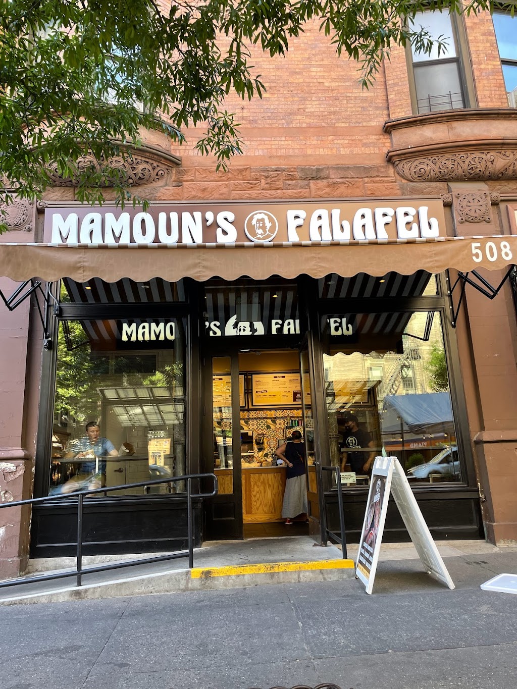 Mamouns Falafel - UWS, Manhattan, NY | 508 Columbus Ave, New York, NY 10024, USA | Phone: (347) 379-7676