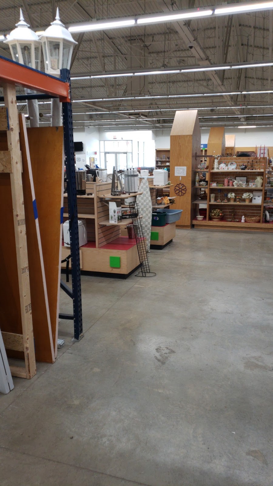 Lake-Geauga Habitat for Humanity ReStore | 34225 Vine St, Eastlake, OH 44095, USA | Phone: (440) 226-3212