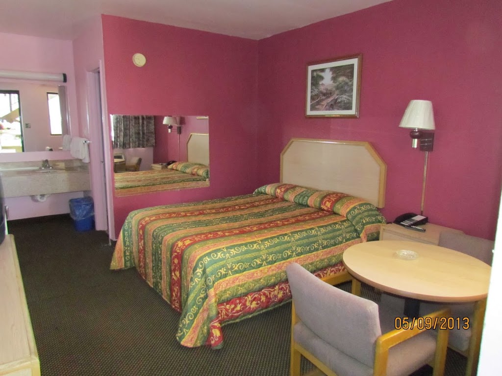 Turnpike Motel | 5918 Midlothian Turnpike, Richmond, VA 23225 | Phone: (804) 232-4311