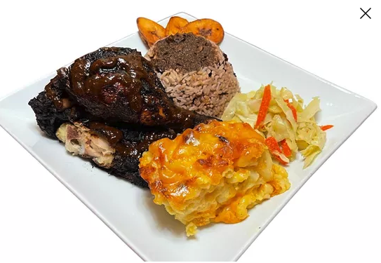 Dalia’s Caribbean Kitchen | 832 Elm St, Youngstown, OH 44505, USA | Phone: (330) 951-3556