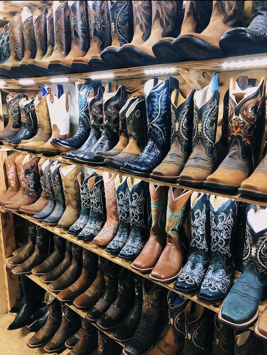 Agave Boots | 11200 Harry Hines Blvd # 110, Dallas, TX 75229, USA | Phone: (479) 802-2352