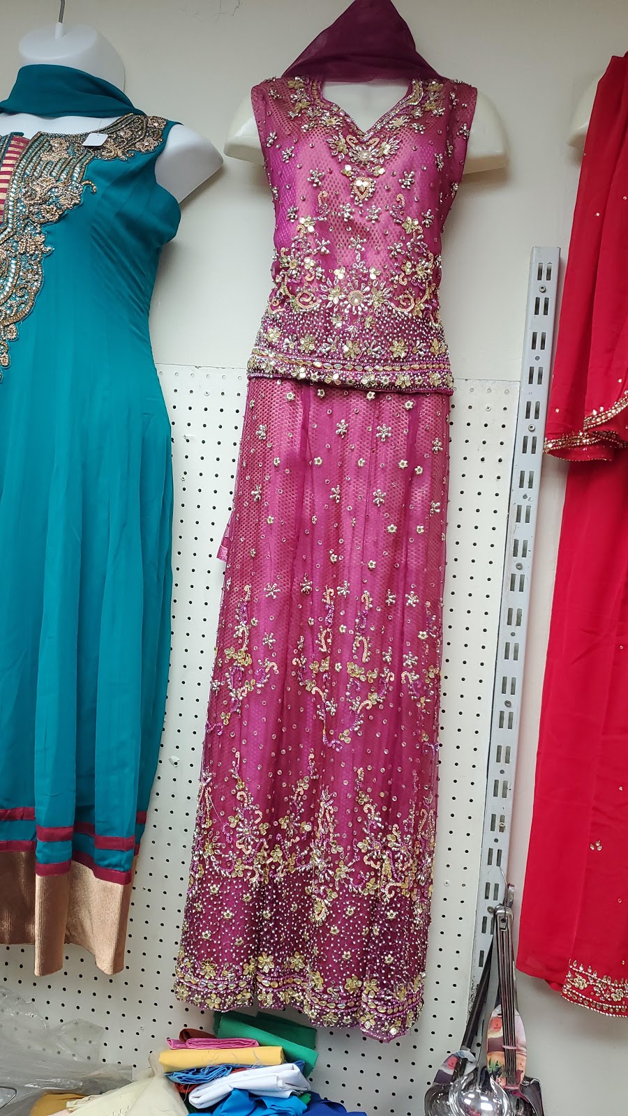 Silar East and West Fashions | 992 FL-7, North Lauderdale, FL 33068, USA | Phone: (954) 917-4848