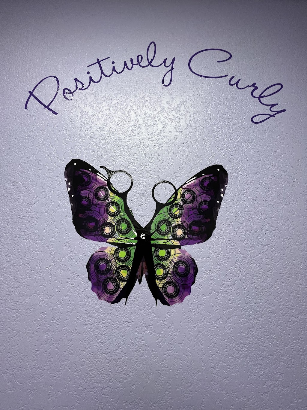 Positively Curly | 4770 State Hwy 121, The Colony, TX 75056, USA | Phone: (469) 980-9705