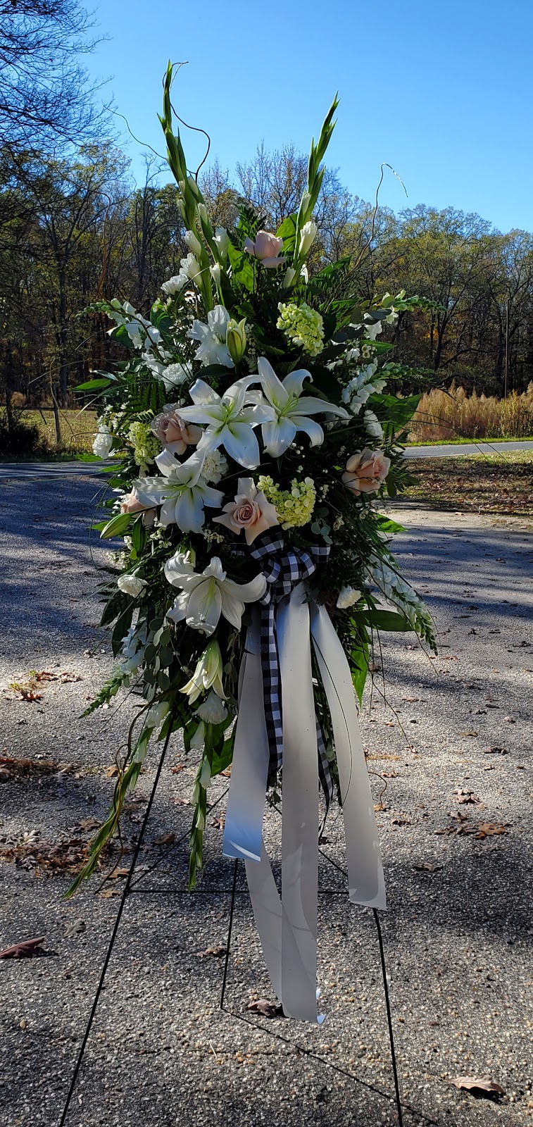 Bennett Florist | 750 Jerry Frye Rd, Bennett, NC 27208, USA | Phone: (336) 581-3737