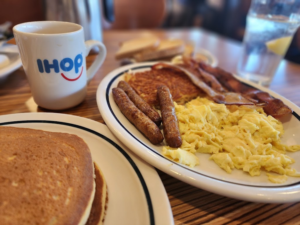 IHOP | 1586 Northern Blvd, Manhasset, NY 11030, USA | Phone: (516) 365-2732