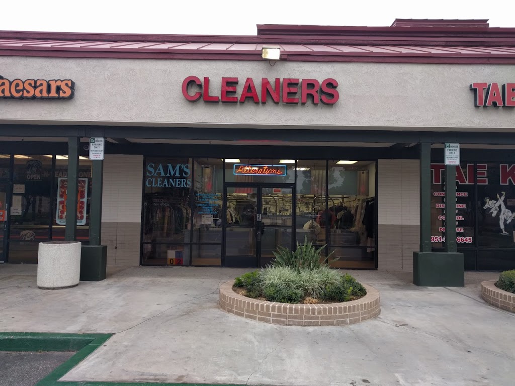 Nippers Corner Cleaners | 15554 Old Hickory Blvd, Nashville, TN 37211, USA | Phone: (615) 833-3262