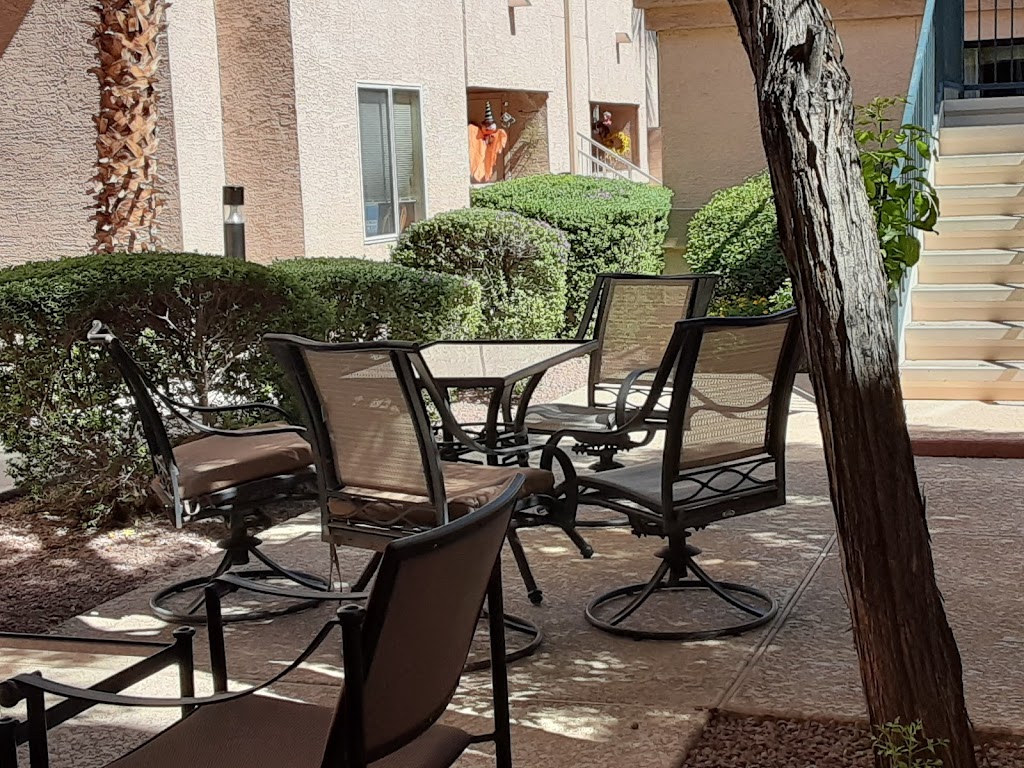 Oasis At Mesa Palms - Oasis Community Management | 1418 N Country Club Dr, Mesa, AZ 85201, USA | Phone: (480) 464-2300