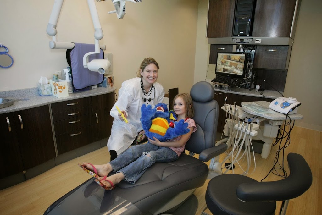 Family Tree Dentistry, Sarah J. Phillips, D.D.S. | 26415 Carl Boyer Dr #200, Santa Clarita, CA 91350, USA | Phone: (661) 254-1122