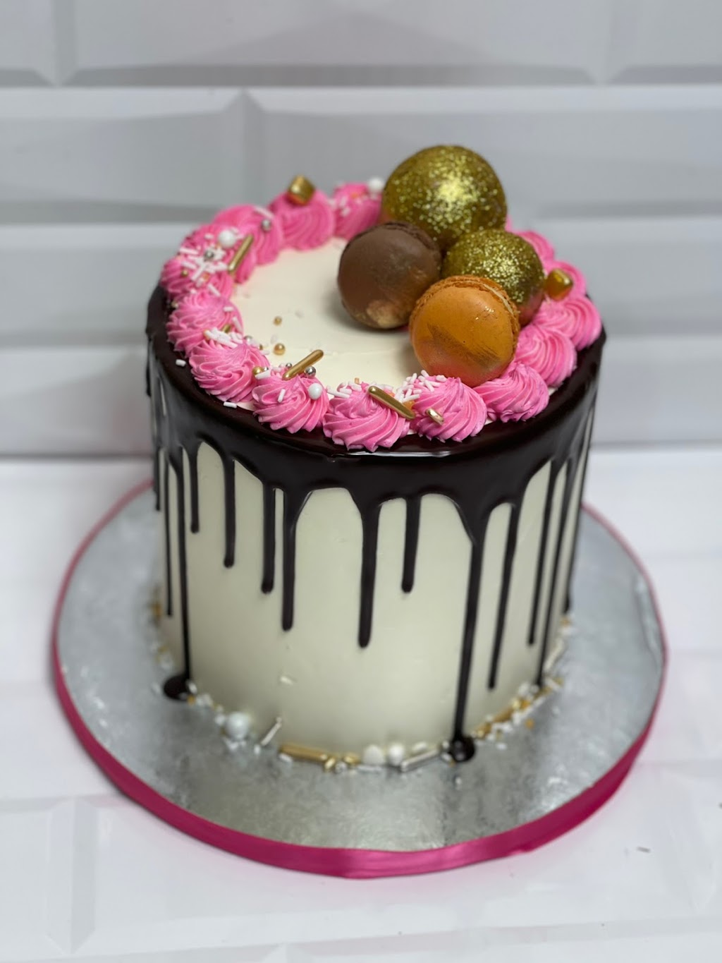 Frenchys Cake Designs LLC | 910 Riverside Dr, New York, NY 10032, USA | Phone: (646) 248-1044