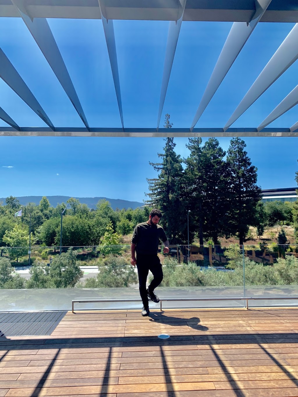 Steve Jobs Theater | Steve Jobs Way, Cupertino, CA 95014, USA | Phone: (800) 275-2273