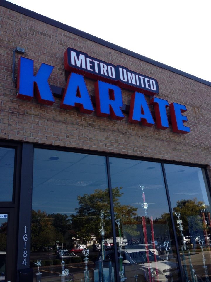Metro United Karate | 37700 Six Mile Rd, 485 Laurel Park Mall Unit G, Van Buren Charter Township, MI 48111, USA | Phone: (734) 744-6121