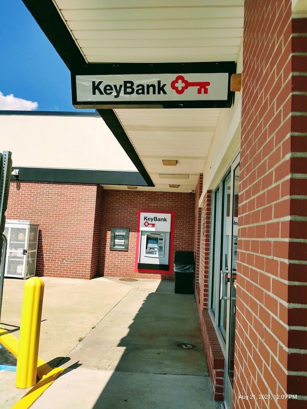 KeyBank | 810 McKeesport Rd, Elizabeth, PA 15037, USA | Phone: (412) 384-7200