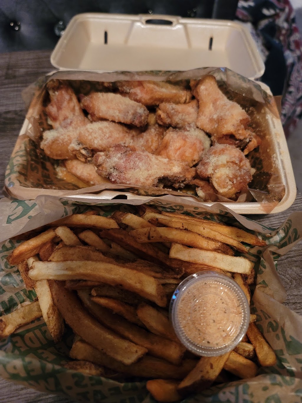 Wingstop | 2015 Spring Stuebner Rd Ste 400, Spring, TX 77389, USA | Phone: (346) 380-4103