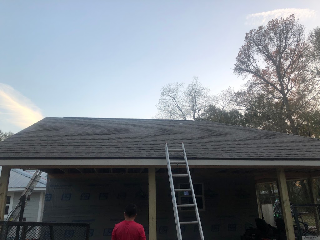 Gonzalez Roofing Exteriors | 23166 Woody Ln, Porter, TX 77365, USA | Phone: (281) 763-0242