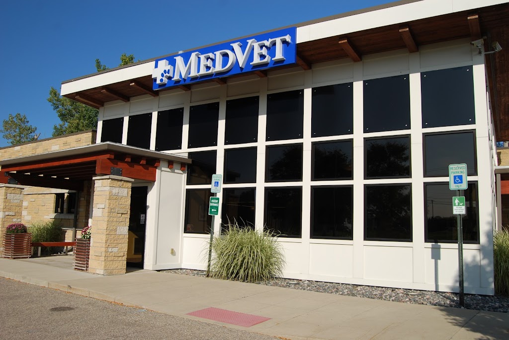 MedVet Commerce | 1120 Welch Rd, Commerce Charter Twp, MI 48390, USA | Phone: (248) 960-7200