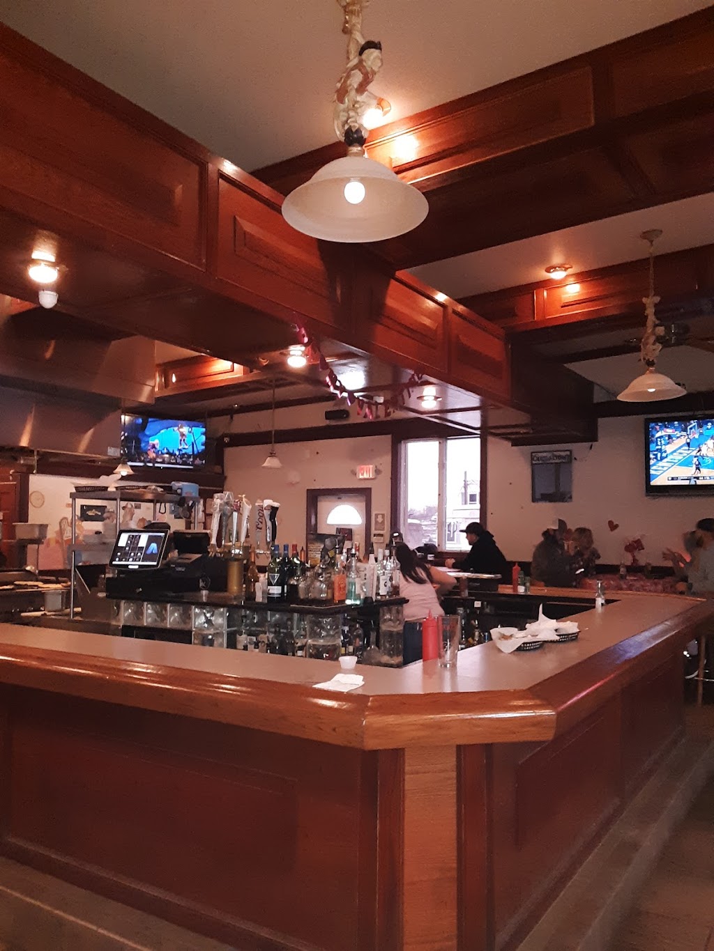 Munckee Bar Grill | 113 S Feltus St, South Amboy, NJ 08879, USA | Phone: (732) 525-8855