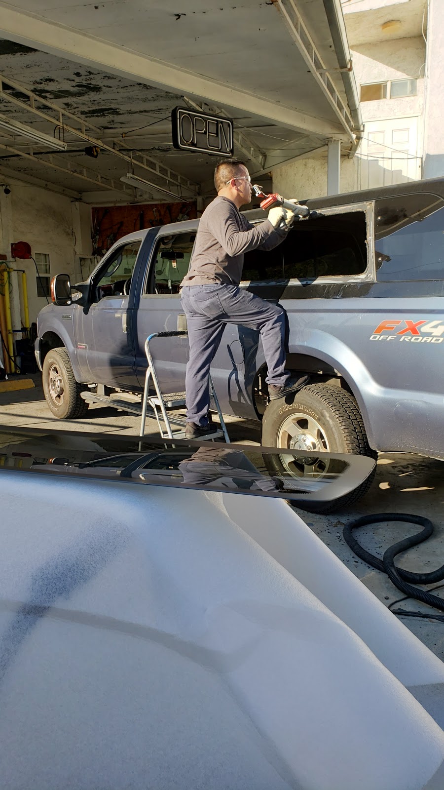 San Luis Auto Glass 2725 Tyler Ave, El Monte, CA 91733, USA BusinessYab