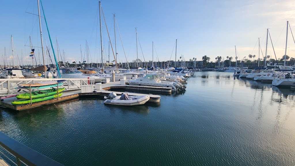 Neptune Marina Apartments | 14126 Marquesas Way, Marina Del Rey, CA 90292, USA | Phone: (424) 704-8608