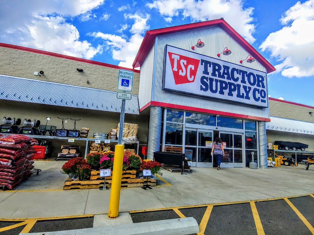 Tractor Supply Co. | 3768 Pearl Rd, Medina, OH 44256, USA | Phone: (330) 722-0200