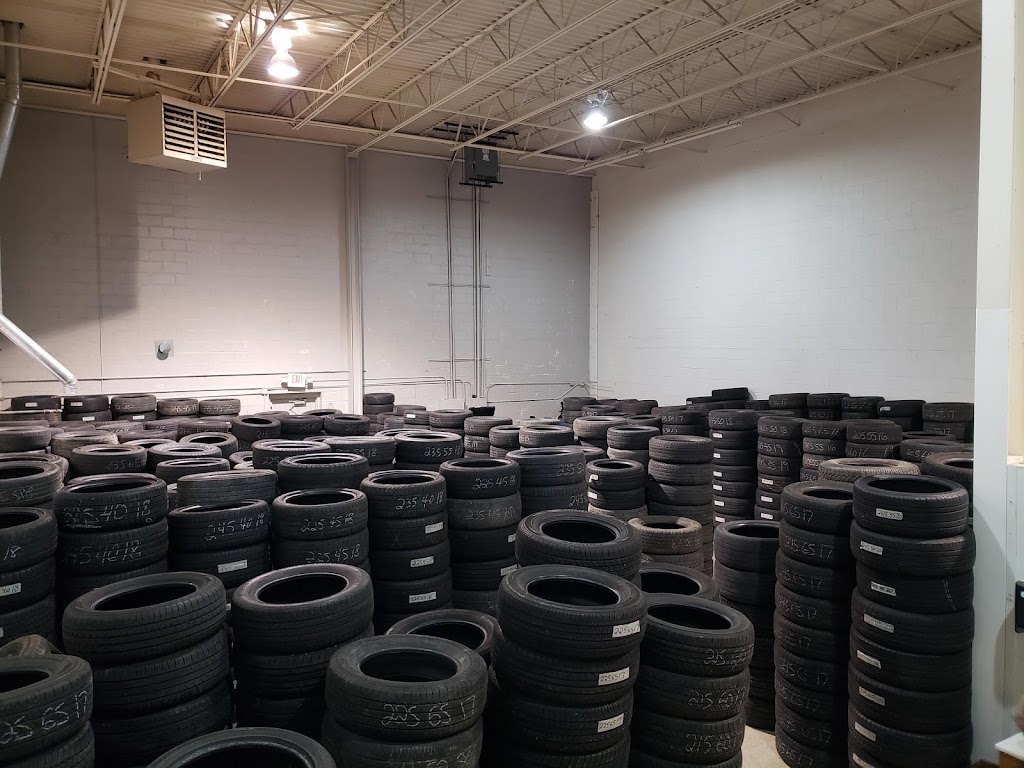 Bargainz Tire Supply | 33133 Groesbeck Hwy, Fraser, MI 48026, USA | Phone: (586) 231-4756