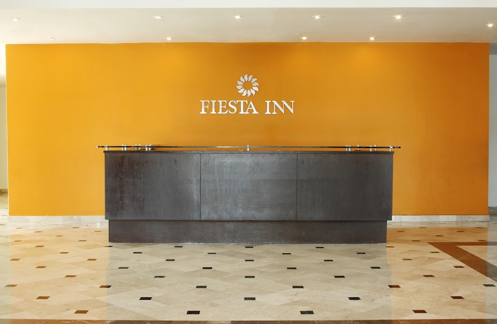 Fiesta Inn Nuevo Laredo | Av Reforma 5102, Lagos, 88290 Nuevo Laredo, Tamps., Mexico | Phone: 867 711 4600